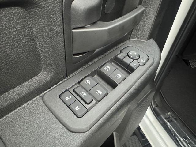 2026 Ram 3500 Tradesman Crew Cab 4x4 8' Box