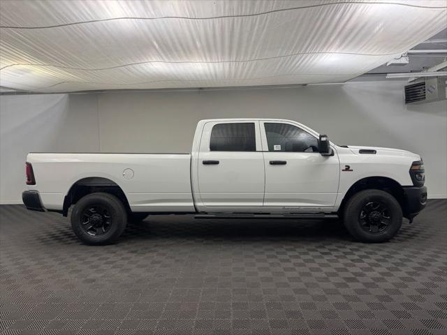 2026 Ram 3500 Tradesman Crew Cab 4x4 8' Box