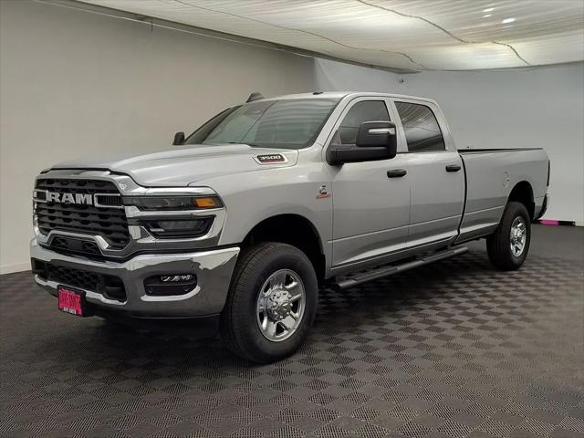 2026 RAM Ram 3500 RAM 3500 TRADESMAN CREW CAB 4X4 8 BOX