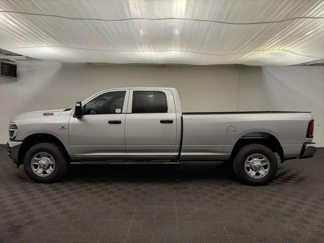 2026 RAM Ram 3500 RAM 3500 TRADESMAN CREW CAB 4X4 8 BOX