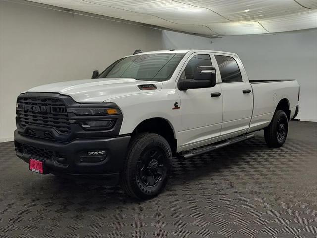 2026 RAM Ram 3500 RAM 3500 TRADESMAN CREW CAB 4X4 8 BOX