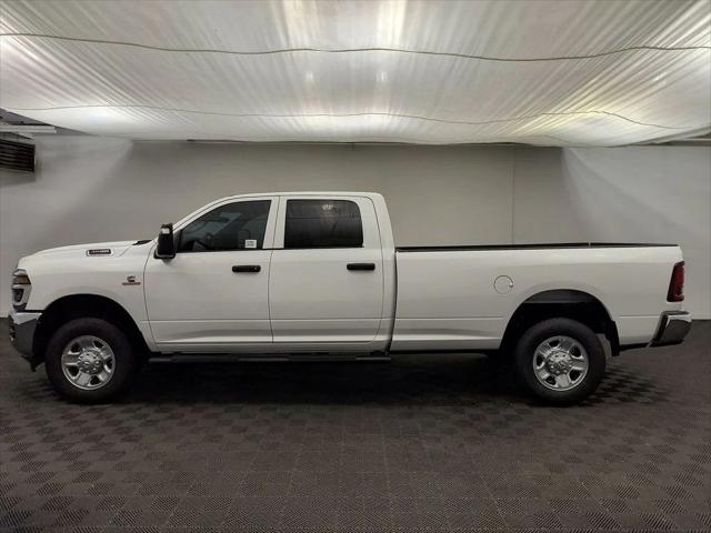 2026 RAM Ram 3500 RAM 3500 TRADESMAN CREW CAB 4X4 8 BOX