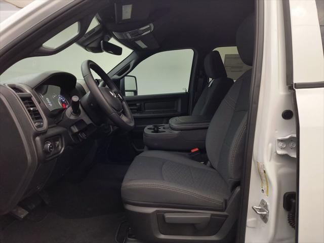 2026 Ram 3500 Tradesman Crew Cab 4x4 8' Box