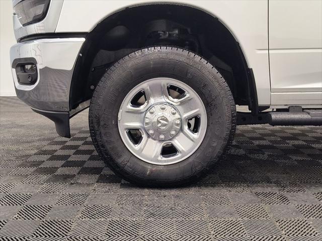 2026 Ram 3500 Tradesman Crew Cab 4x4 8' Box