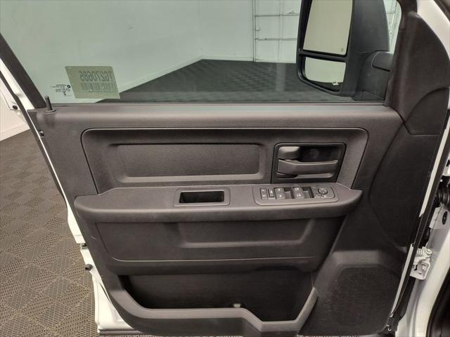 2026 Ram 3500 Tradesman Crew Cab 4x4 8' Box