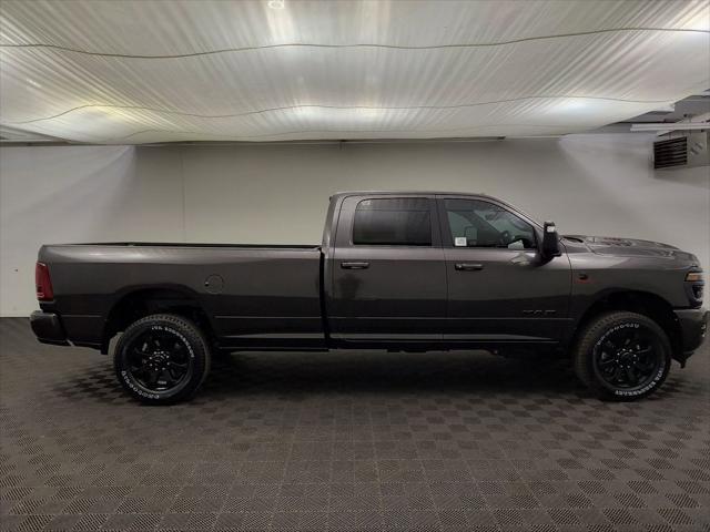 2026 Ram 3500 Laramie Crew Cab 4x4 8' Box