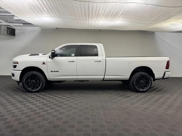 2026 RAM Ram 3500 RAM 3500 LARAMIE CREW CAB 4X4 8 BOX