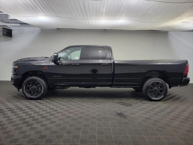 2026 RAM Ram 3500 RAM 3500 LARAMIE CREW CAB 4X4 8 BOX