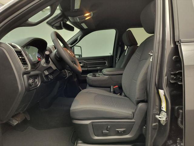 2026 Ram 2500 Big Horn Crew Cab 4x4 8' Box