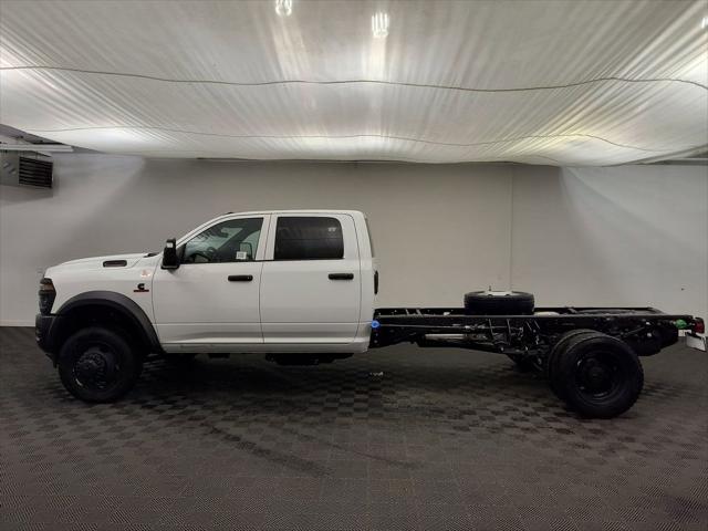 2026 RAM Ram 4500 Chassis Cab RAM 4500 TRADESMAN CHASSIS CREW CAB 4X4 84 CA