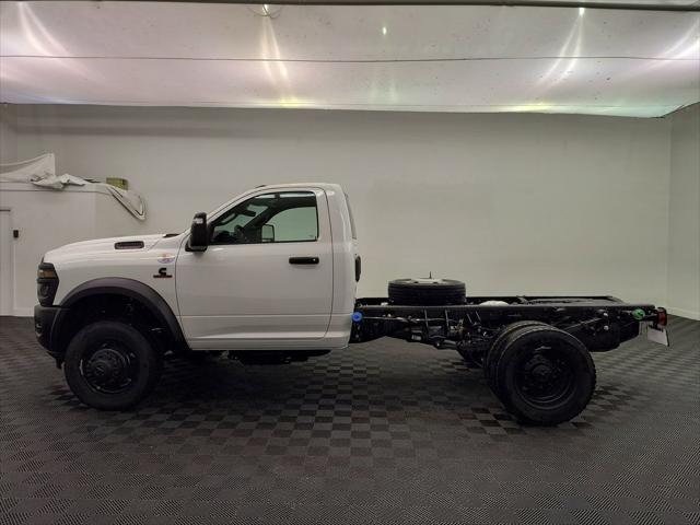 2026 RAM Ram 5500 Chassis Cab RAM 5500 TRADESMAN CHASSIS REGULAR CAB 4X4 60 CA