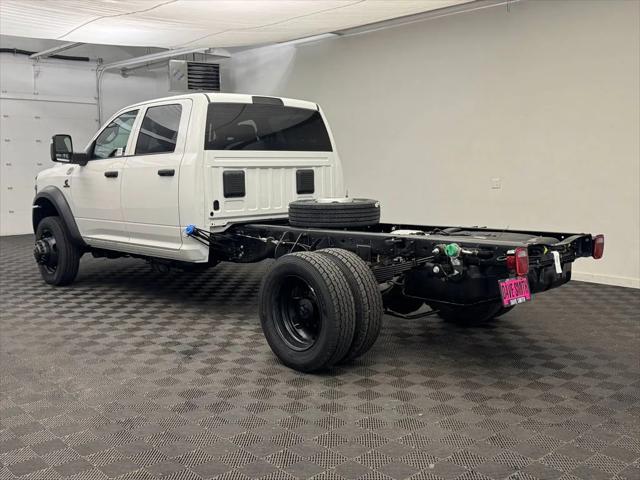 2026 RAM Ram 5500 Chassis Cab RAM 5500 TRADESMAN CHASSIS CREW CAB 4X4 60 CA