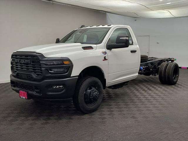 2026 RAM Ram 3500 Chassis Cab RAM 3500 TRADESMAN CHASSIS REGULAR CAB 4X4 84 CA