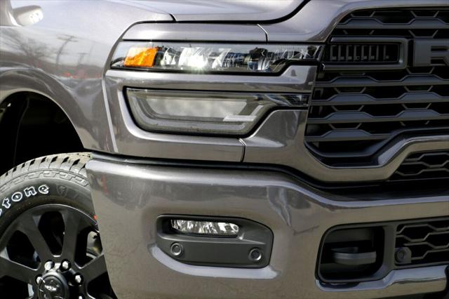 2026 RAM Ram 2500 RAM 2500 BLACK EXPRESS CREW CAB 4X4 64 BOX