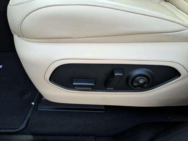 2026 Jeep Grand Cherokee Limited 4x2