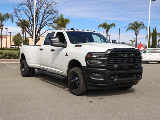 2026 RAM Ram 3500 RAM 3500 TRADESMAN CREW CAB 4X4 8 BOX