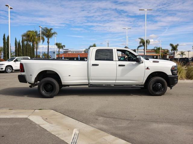 2026 RAM Ram 3500 RAM 3500 TRADESMAN CREW CAB 4X4 8 BOX