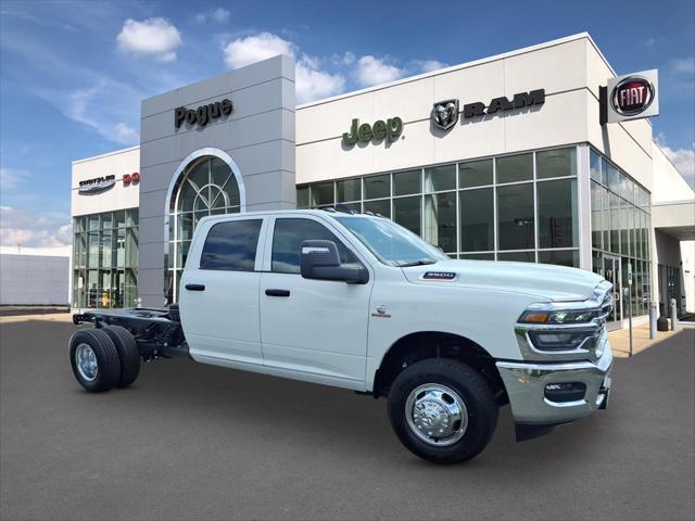 2026 RAM Ram 3500 Chassis Cab RAM 3500 TRADESMAN CREW CAB CHASSIS 4X4 60 CA
