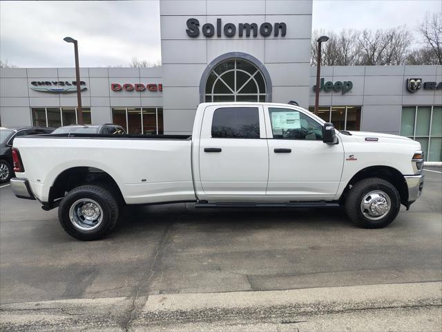 2026 RAM Ram 3500 RAM 3500 TRADESMAN CREW CAB 4X4 8 BOX 2026 RAM Ram 3500 RAM 3500 TRADESMAN CREW CAB 4X4 8 BOX