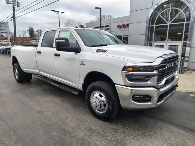 2026 RAM Ram 3500 RAM 3500 TRADESMAN CREW CAB 4X4 8 BOX 2026 RAM Ram 3500 RAM 3500 TRADESMAN CREW CAB 4X4 8 BOX