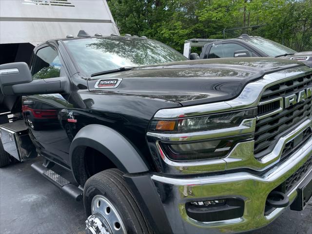 2026 RAM Ram 5500 Chassis Cab RAM 5500 TRADESMAN CHASSIS REGULAR CAB 4X4 84 CA 2026 RAM Ram 5500 Chassis Cab RAM 5500 TRADESMAN CHASSIS REGULAR CAB 4X4 84 CA