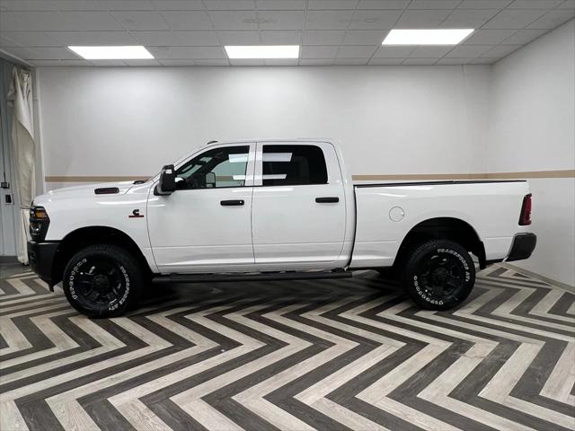 2026 RAM Ram 3500 RAM 3500 TRADESMAN CREW CAB 4X4 64 BOX