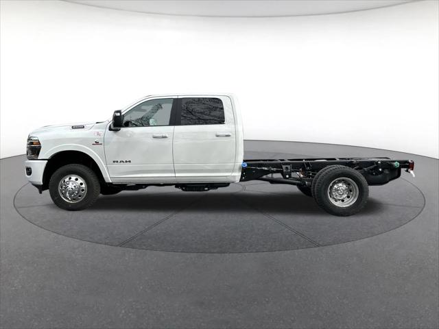 2026 RAM Ram 3500 Chassis Cab RAM 3500 BIG HORN CREW CAB CHASSIS 4X4 60 CA