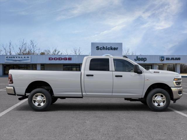 2026 Ram 3500 Tradesman Crew Cab 4x4 8' Box