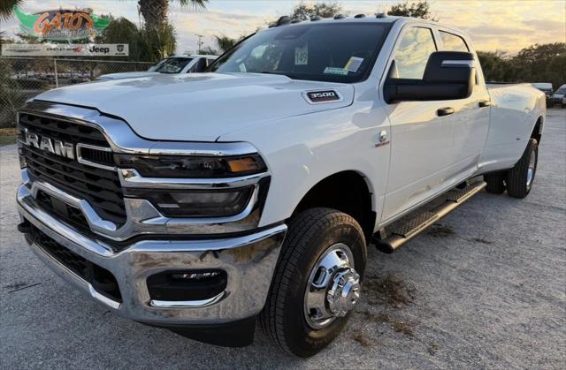 2026 RAM Ram 3500 RAM 3500 TRADESMAN CREW CAB 4X4 8 BOX