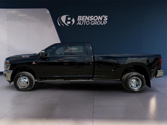 2026 RAM Ram 3500 RAM 3500 TRADESMAN CREW CAB 4X4 8 BOX