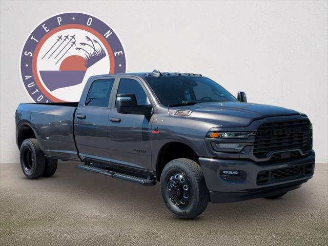 2026 RAM Ram 3500 RAM 3500 BIG HORN CREW CAB 4X4 8 BOX