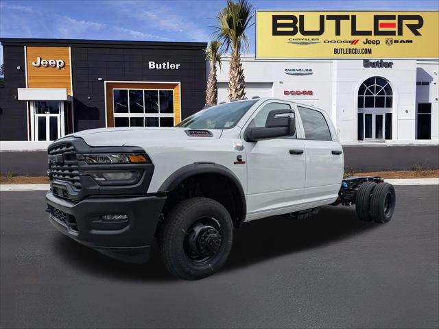 2026 RAM Ram 3500 Chassis Cab RAM 3500 TRADESMAN CREW CAB CHASSIS 4X4 60 CA 2026 RAM Ram 3500 Chassis Cab RAM 3500 TRADESMAN CREW CAB CHASSIS 4X4 60 CA