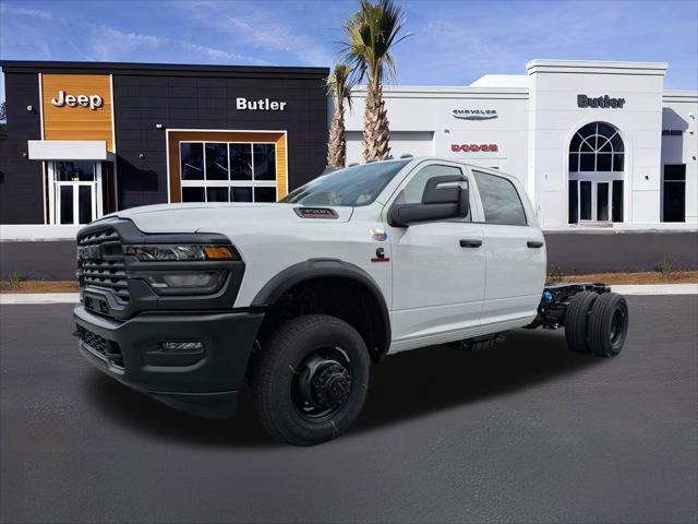 2026 RAM Ram 3500 Chassis Cab RAM 3500 TRADESMAN CREW CAB CHASSIS 4X4 60 CA 2026 RAM Ram 3500 Chassis Cab RAM 3500 TRADESMAN CREW CAB CHASSIS 4X4 60 CA
