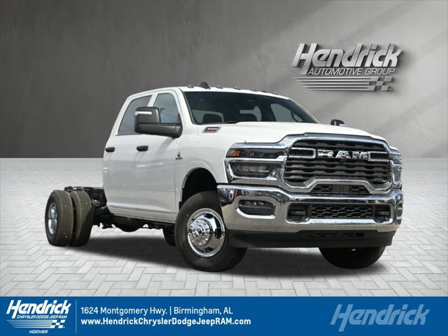 2026 RAM Ram 3500 Chassis Cab RAM 3500 TRADESMAN CREW CAB CHASSIS 4X4 60 CA 2026 RAM Ram 3500 Chassis Cab RAM 3500 TRADESMAN CREW CAB CHASSIS 4X4 60 CA
