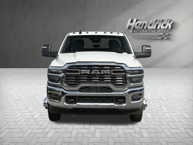 2026 RAM Ram 3500 Chassis Cab RAM 3500 TRADESMAN CREW CAB CHASSIS 4X4 60 CA