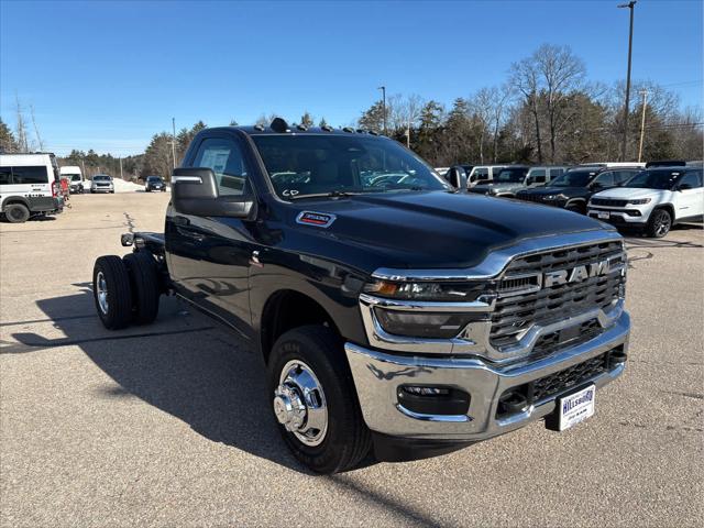 2026 RAM Ram 3500 Chassis Cab RAM 3500 TRADESMAN CHASSIS REGULAR CAB 4X4 60 CA