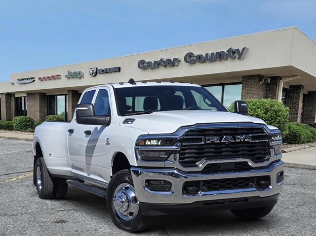 2026 RAM Ram 3500 RAM 3500 TRADESMAN CREW CAB 4X4 8 BOX