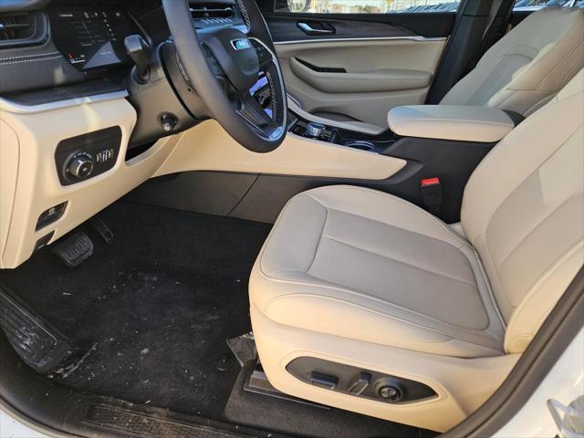 2026 Jeep Grand Cherokee Limited 4x2