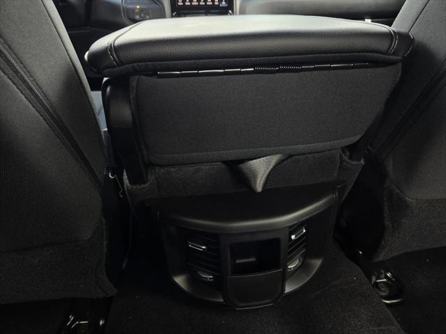 2026 Ram 2500 Black Express Crew Cab 4x4 6'4" Box