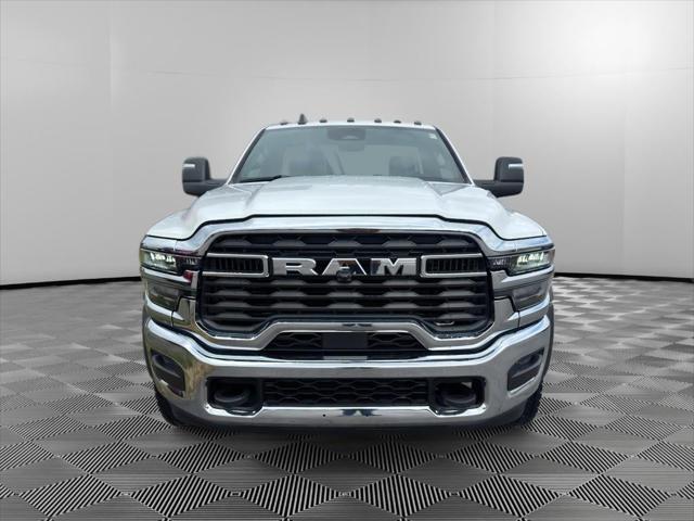 2026 RAM Ram 4500 Chassis Cab RAM 4500 TRADESMAN CHASSIS REGULAR CAB 4X4 60 CA