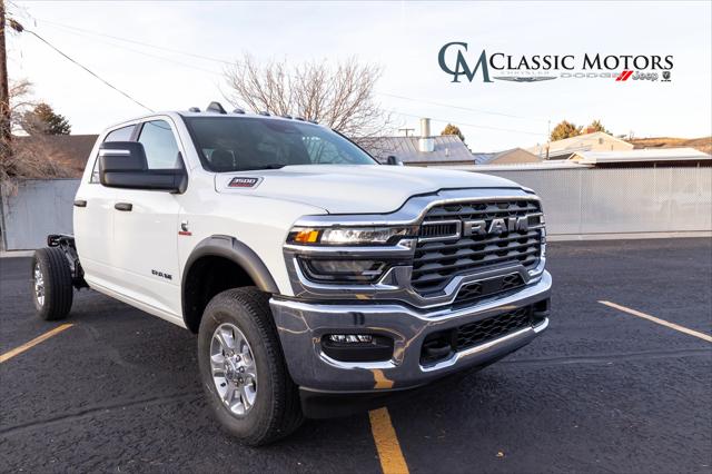 2026 RAM Ram 3500 Chassis Cab RAM 3500 TRADESMAN CHASSIS REGULAR CAB 4X4 84 CA