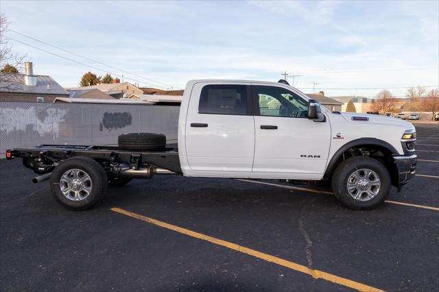 2026 RAM Ram 3500 Chassis Cab RAM 3500 TRADESMAN CHASSIS REGULAR CAB 4X4 84 CA