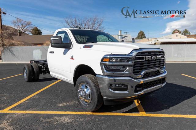 2026 RAM Ram 3500 Chassis Cab RAM 3500 TRADESMAN CHASSIS REGULAR CAB 4X4 84 CA