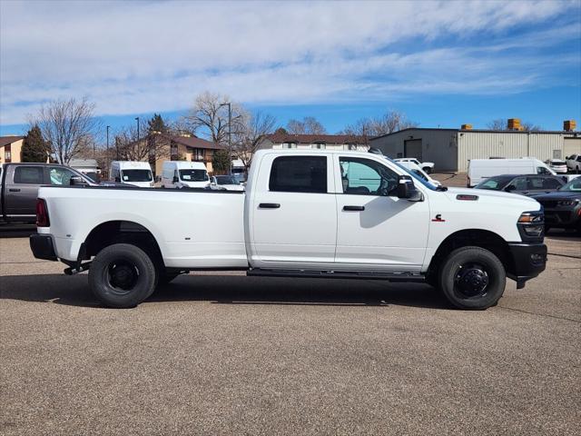 2026 RAM Ram 3500 RAM 3500 TRADESMAN CREW CAB 4X4 8 BOX