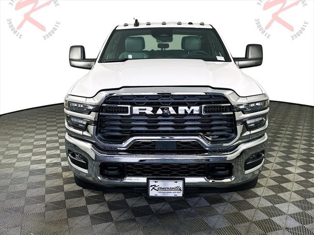 2026 RAM Ram 3500 RAM 3500 TRADESMAN CREW CAB 4X2 8 BOX