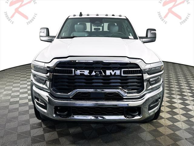 2026 RAM Ram 4500 Chassis Cab RAM 4500 TRADESMAN CHASSIS CREW CAB 4X4 60 CA 2026 RAM Ram 4500 Chassis Cab RAM 4500 TRADESMAN CHASSIS CREW CAB 4X4 60 CA