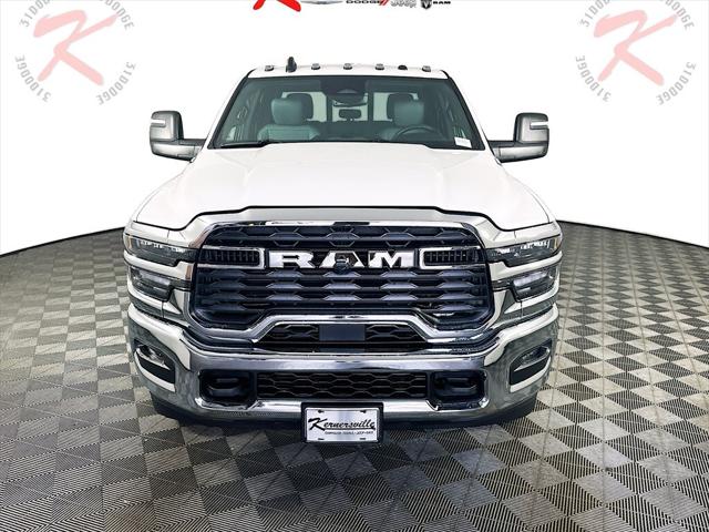2026 RAM Ram 3500 Chassis Cab RAM 3500 TRADESMAN CREW CAB CHASSIS 4X2 60 CA