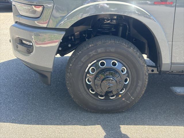2026 Ram 3500 Limited Mega Cab 4x4 6'4" Box
