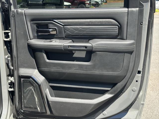 2026 Ram 3500 Limited Mega Cab 4x4 6'4" Box