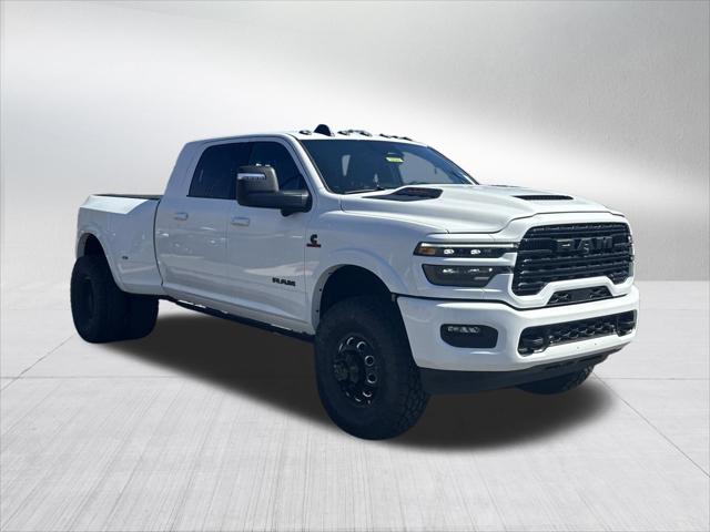 2026 RAM Ram 3500 RAM 3500 LIMITED MEGA CAB 4X4 64 BOX